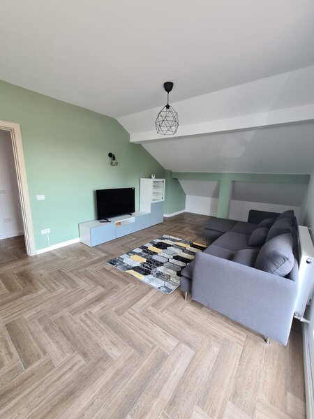 Obor, Colentina, Doamna Ghica, Bloc Nou, langa Penny Market,