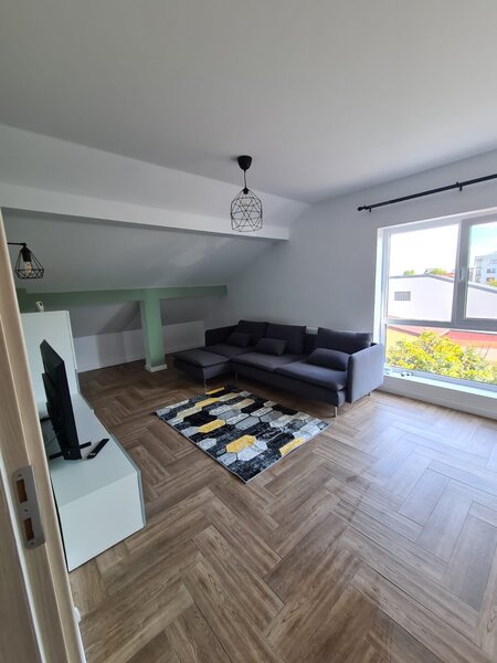 Obor, Colentina, Doamna Ghica, Bloc Nou, langa Penny Market,