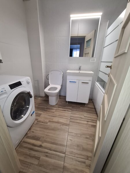 Obor, Colentina, Doamna Ghica, Bloc Nou, langa Penny Market,